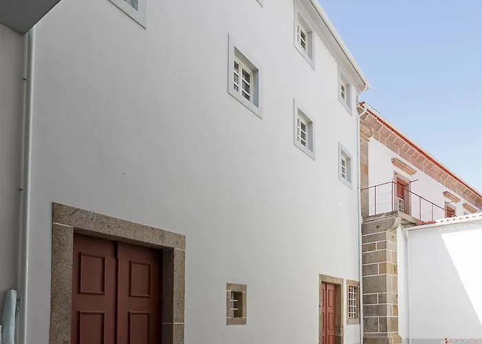 Signature Os Terceiros Брага