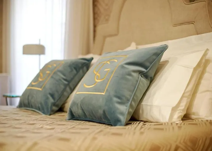 Signature Os Terceiros Готель